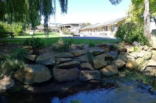 Willaway Motel Apartments Ulverstone Exterior foto